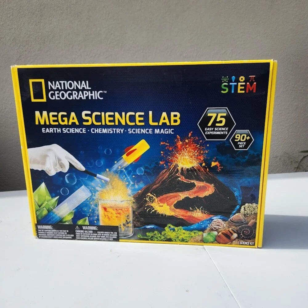 NATIONAL GEOGRAPHIC Mega Science Lab Kit 75 Experiments Chemistry STEM Earth sci